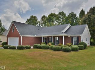 4209 Duncan Ives Dr, Buford, GA 30519