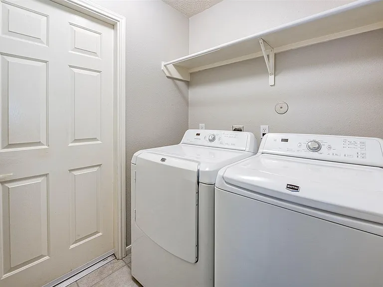 21611 Country Club Green Way — Photo 33