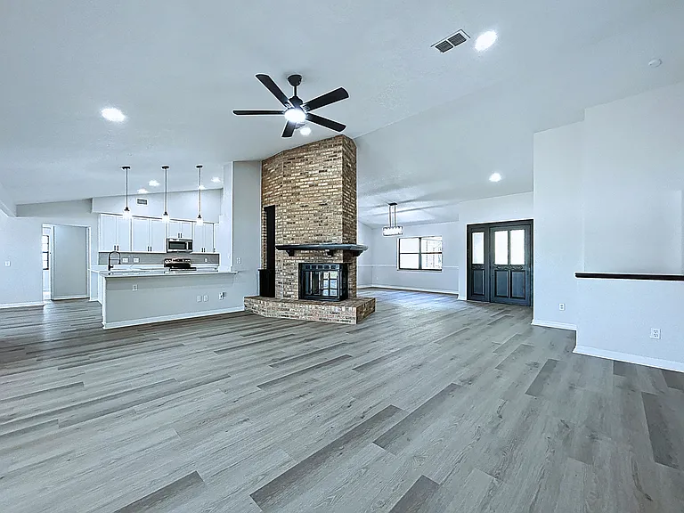 2881 Hammock Dr — Photo 49