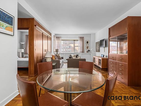 4th image of 345 W 58th St APT 14G