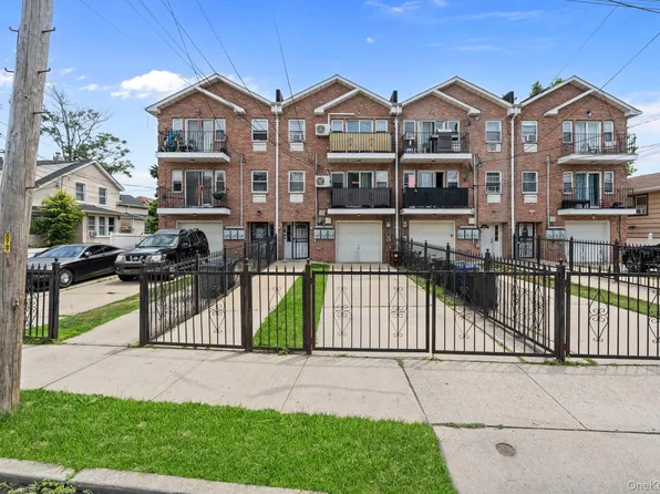 1076 Gipson Street, Far Rockaway, NY 11691