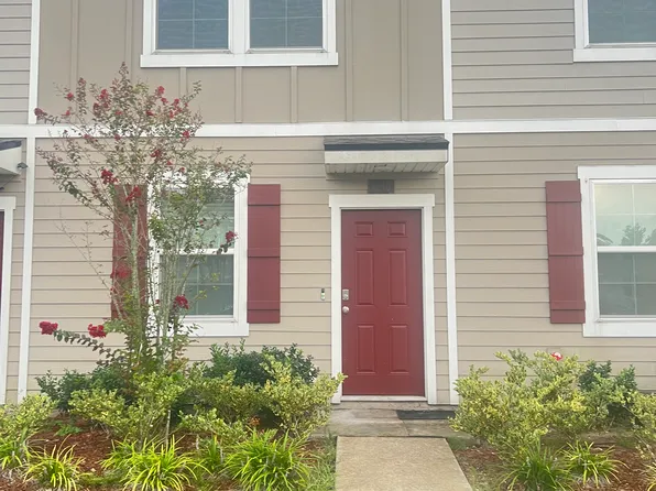 8240 Watercourse Way, Jacksonville, FL