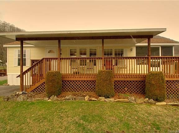 5th image of 7 Valentine Dr #13