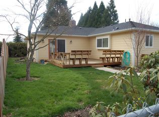 931 D St, Independence, OR 97351