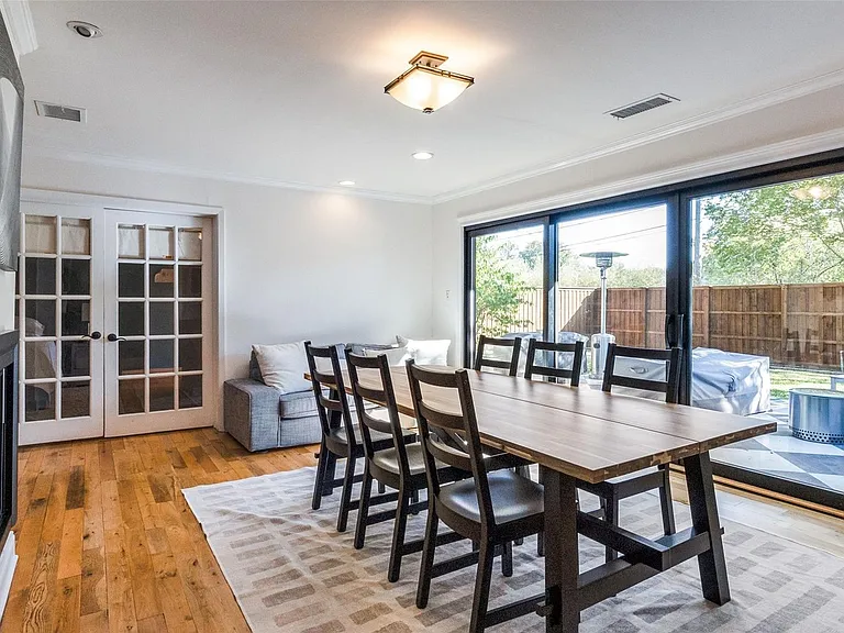 7350 Fieldgate Dr — Photo 8