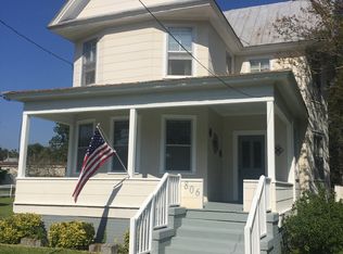 806 N B St, Bridgeton, NC 28519