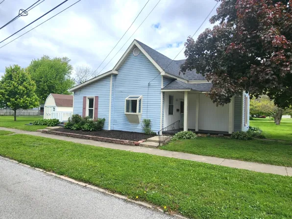 900 N 16th St, Elwood, IN 46036