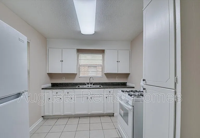 331A Verdery Dr — Photo 7