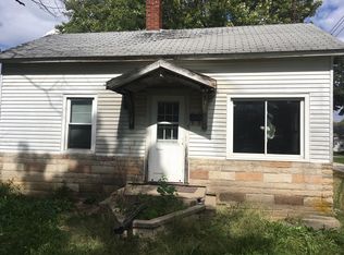 251 W Springfield St, Virginia, IL 62691