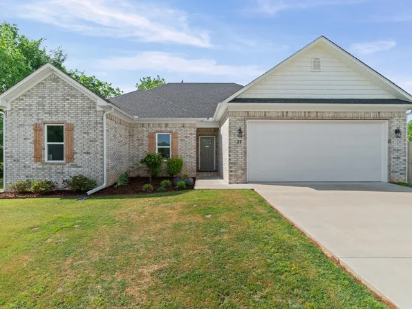 27 Marthas Field Dr, Greenbrier, AR 72058
