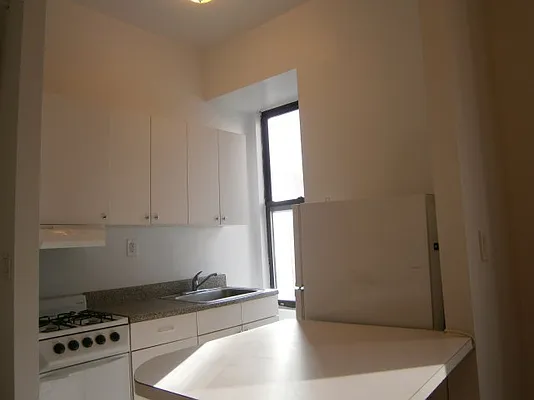 Rented by Prince Real Estate Associates LLC | media 7