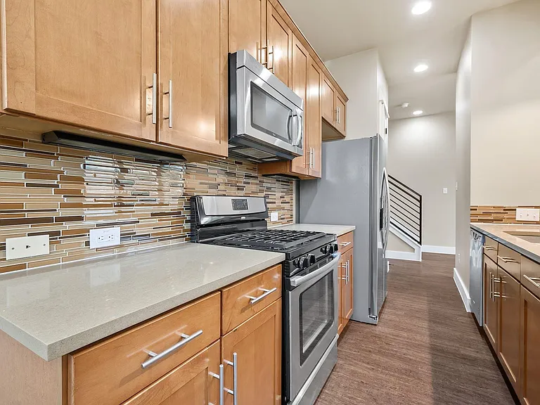 1704 Cedar Bend Dr #5B — Photo 7