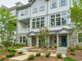 1272 Enidurgh Ct, Atlanta, GA 30329