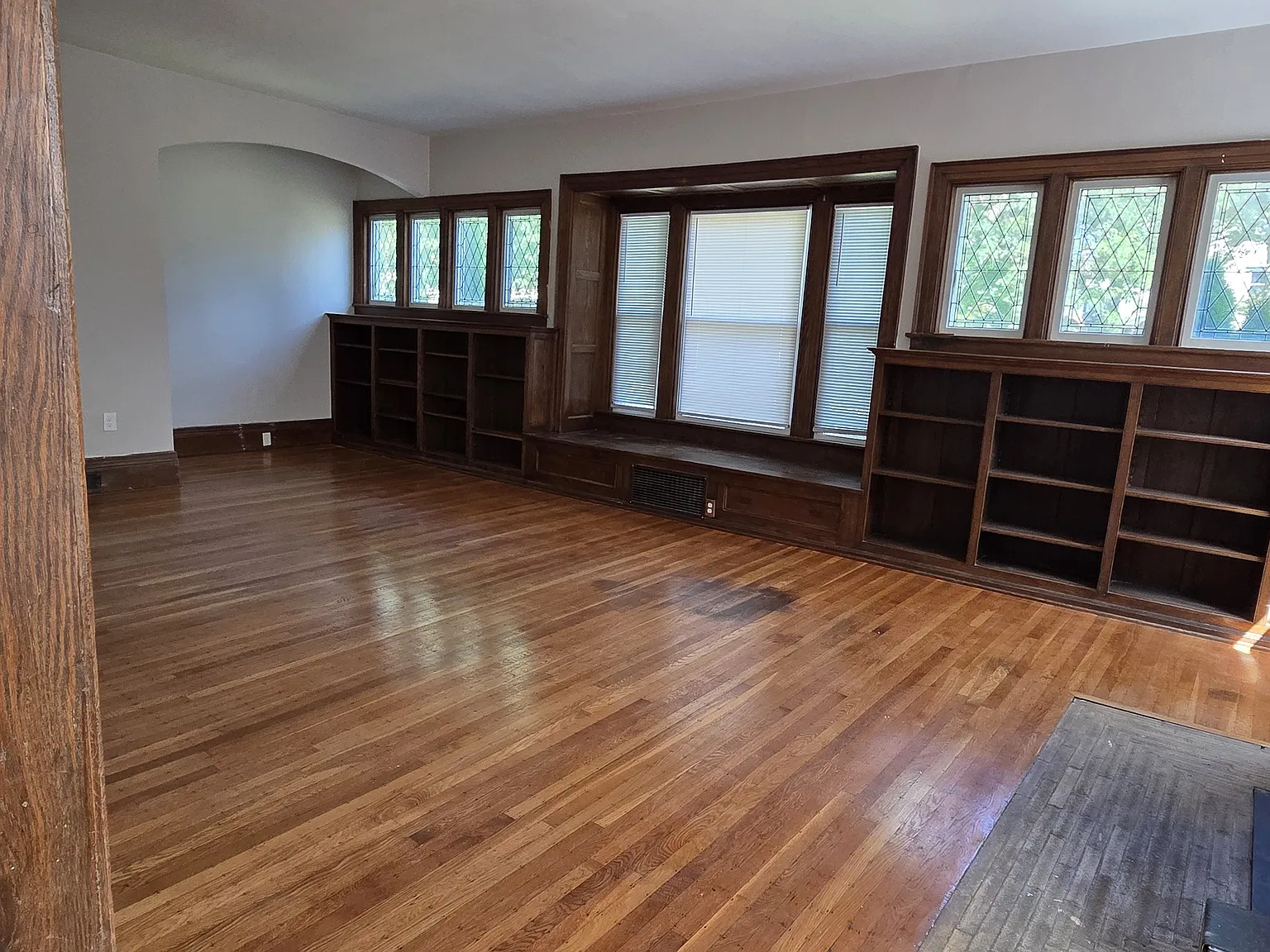 2 bed, 1500 sqft, $2,600 — Photo 3