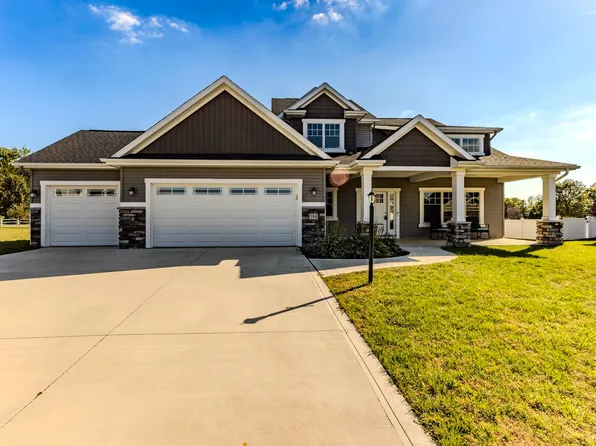 394 Carrara Cv, Fort Wayne, IN 46845