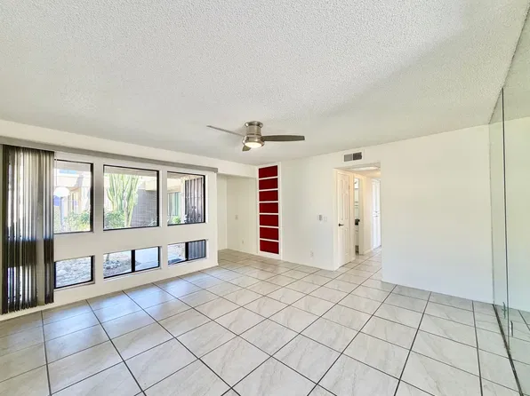 433 Bradshaw Ln, Palm Springs, CA 92262