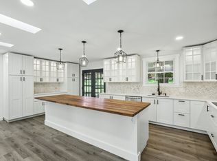 463 Walton Ferry Rd, Hendersonville, TN 37075
