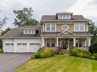 7279 Highland Estates Pl, Falls Church, VA 22043