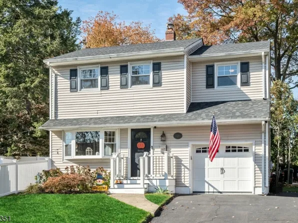 328 Walthery Ave, Ridgewood Village, NJ 07450