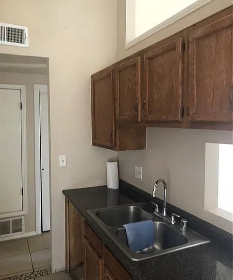8420 Waterfall Dr — Photo 6