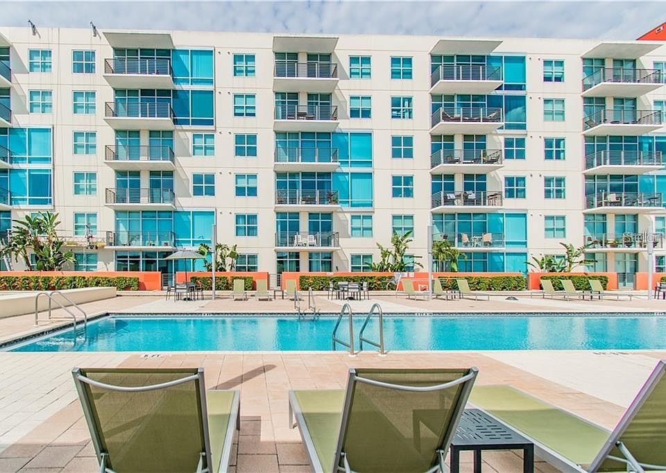 1st image of 1120 E Kennedy Blvd Unit 1008