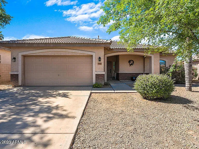 4587 E Barbarita Ct — Photo 2