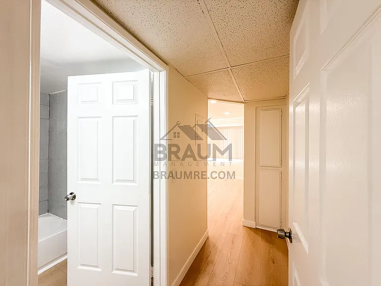 11839 BURBANK — Photo 7
