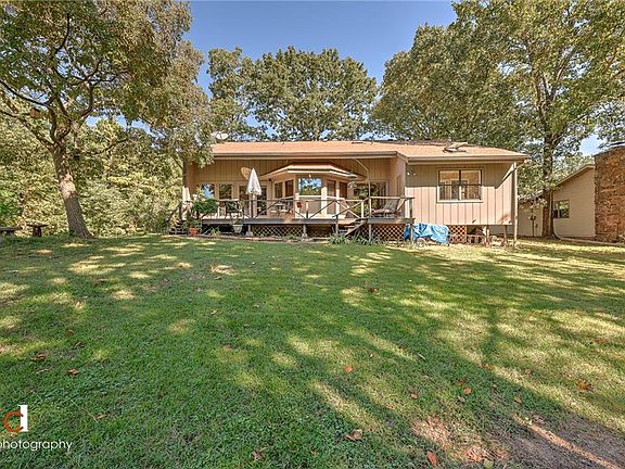 4th image of 2 Abbotsley Ln