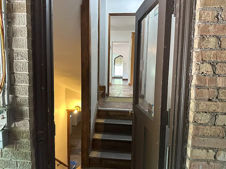 1328-1330 Martha Washington Dr — Photo 20