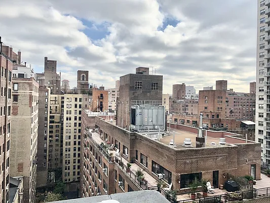 Rented by Stonehenge NYC LLC | media 19