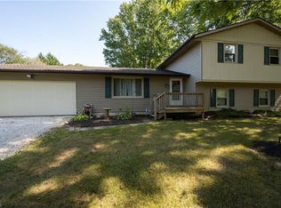 6765 Bluedell Cir NW, Canal Fulton, OH 44614