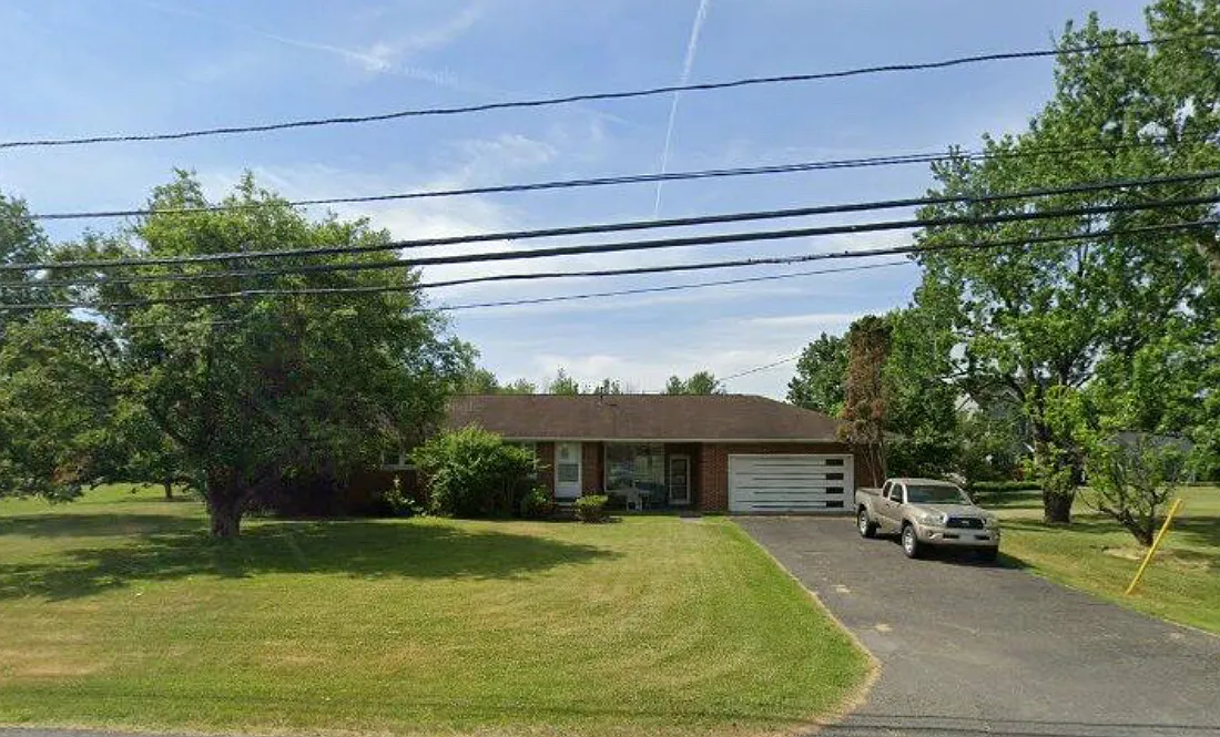 3 bed, 1200 sqft, $2,750 — Photo 1