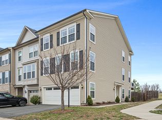 11900 Waterton Lake Ln, Bristow, VA 20136