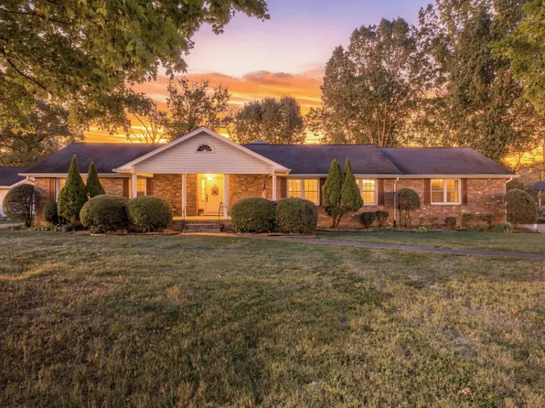 114 Valleybrook Rd, Hixson, TN 37343