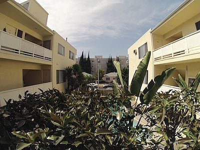 1st image of 1900 Glendon Ave APT 204