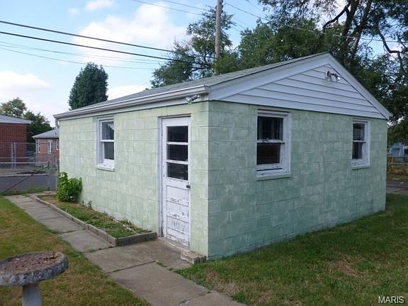 3rd image of 604 Bellsworth Dr