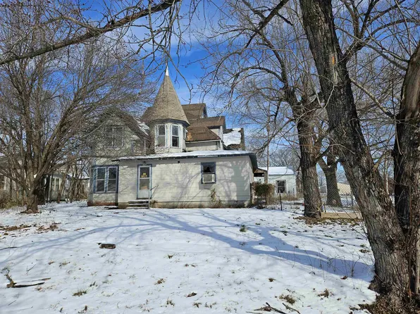 606 Maple Rd, Cedar Vale, KS 67024