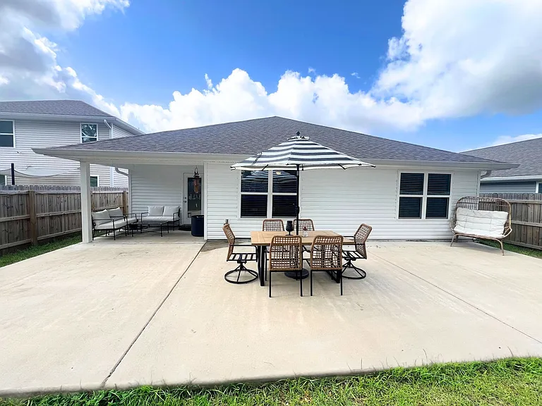 5253 Peach Dr — Photo 28
