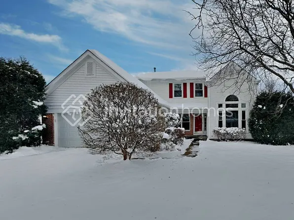 322 Clarewood Cir, Grayslake, IL 60030