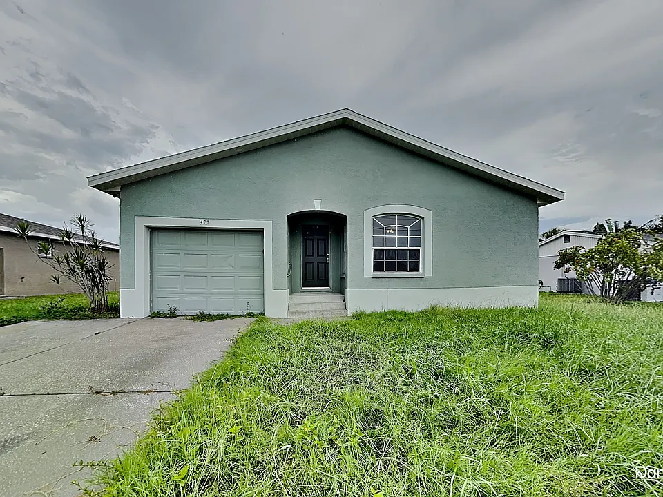 477 Florida Cir N