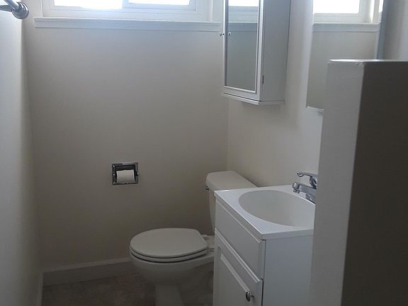 5th image of 1174 Johnson Ave
