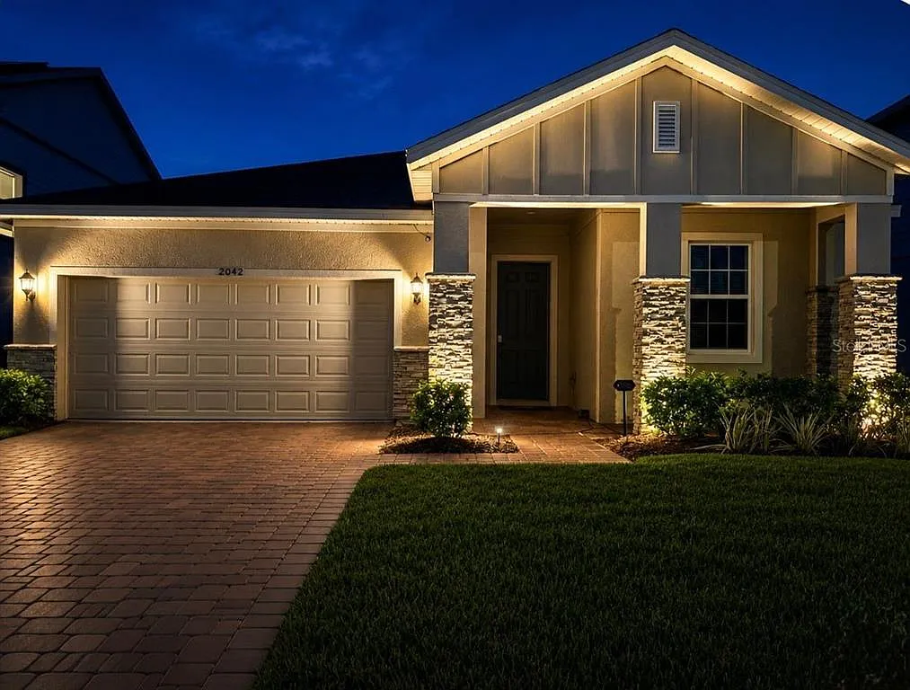 4 bed, 4.0 bath, 1862 sqft, $2,650 — Photo 1