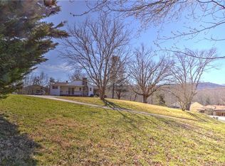 99999 Banks Town Rd, Weaverville, NC 28787