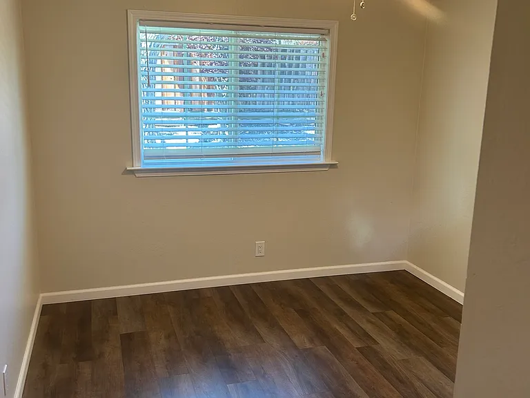 259 Lander Pl — Photo 10