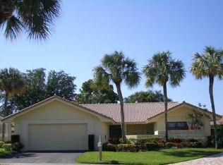 6812 Villas Dr E, Boca Raton, FL 33433