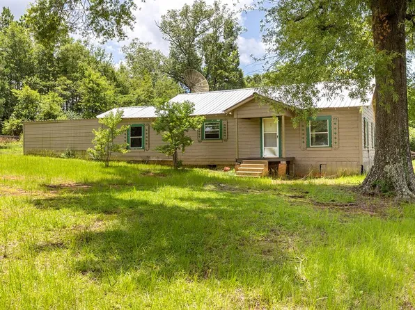 1346 State Highway 21 E, San Augustine, TX 75972