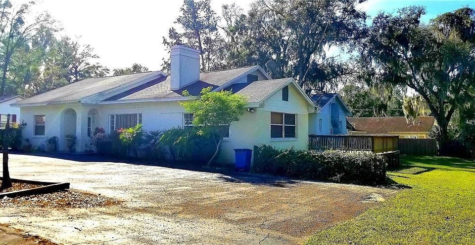 1st image of 13935 8th St