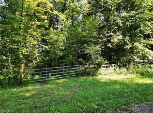 16352 Smith Hill Rd, Newcomerstown, OH 43832