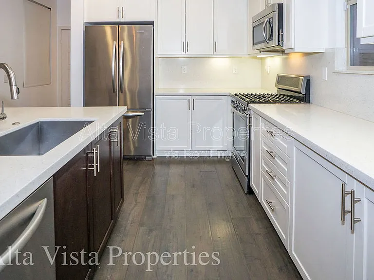 2549 Aperture Cir — Photo 12