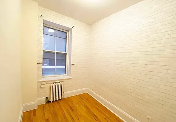 Rented by Waverly Realty Associates | media 17